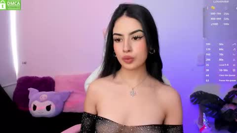 Snapshot of violet_catt chatting on September 22, 6:06 pm Violeta online show from September 22, 6:06 pm