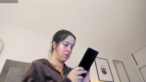 Violet Nova online show from March 13, 11:00 am