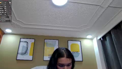  Violet  online show from June 11, 2:53 am