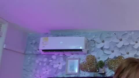 violeta_medina online show from November 4, 10:20 am