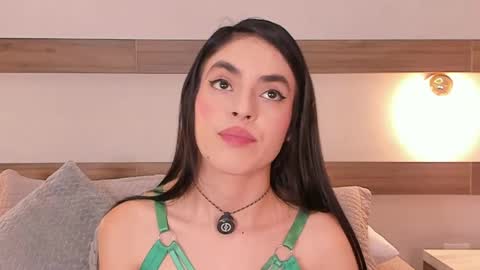 Violeta Sum online show from June 4, 2:43 pm