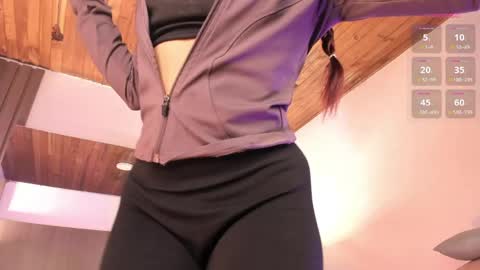 Violet online show from April 23, 1:35 pm