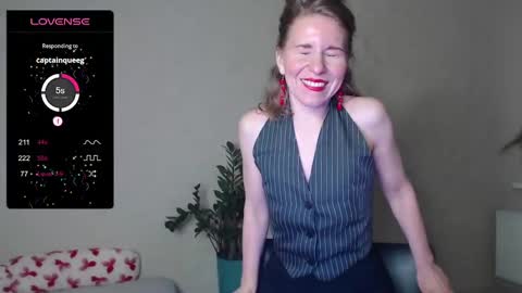 Violet  next stream December 6 online show from January 24, 8:53 pm