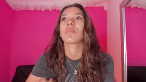 Snapshot of violett_24_ chatting on March 12, 12:36 pm violett_24_ online show from March 12, 12:36 pm