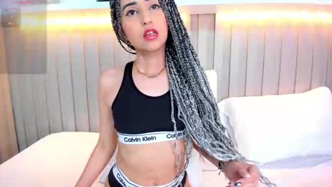 Violett  online show from October 28, 8:57 pm