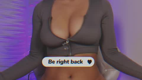 Violetta  online show from April 25, 1:41 pm