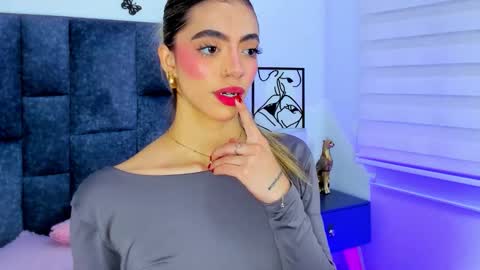 Violetta Ficher online show from February 22, 2:12 am