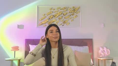 violetta_finch online show from September 17, 10:02 am