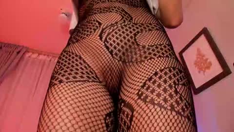 Snapshot of violetta_nur chatting on October 10, 1:43 am Violetta nur online show from October 10, 1:43 am