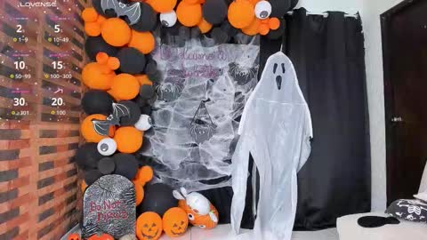 violetta_pretty online show from October 24, 8:38 pm