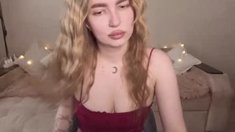 ViolettaOtis online show from June 11, 12:13 pm