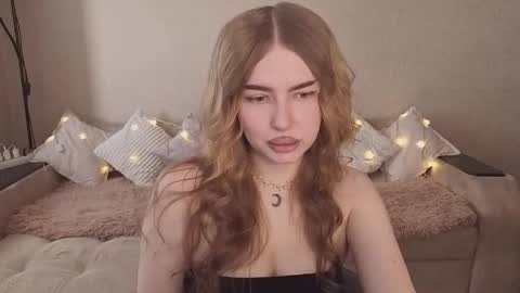 ViolettaOtis online show from March 14, 1:01 pm