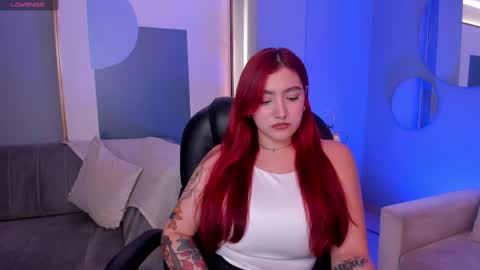 Snapshot of violettcastel chatting on March 1, 7:26 pm Violett Castel online show from March 1, 7:26 pm