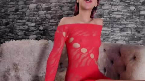 violetwinters_ online show from May 4, 3:54 am