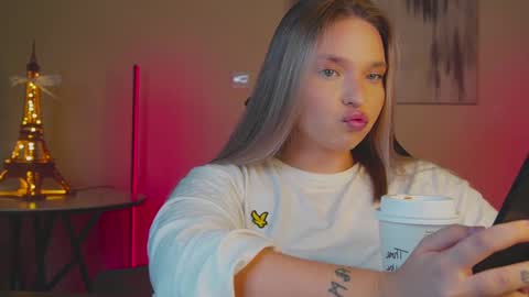 Violla online show from February 16, 8:21 am