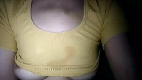 Snapshot of vitress23 chatting on September 28, 4:30 am vitress23 online show from September 28, 4:30 am