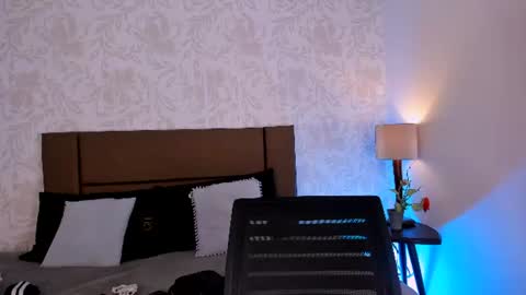 Vivi online show from July 16, 4:17 am