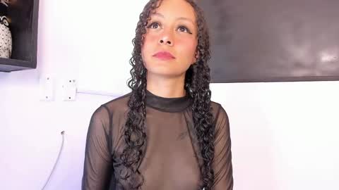 Vivi online show from April 30, 3:45 am