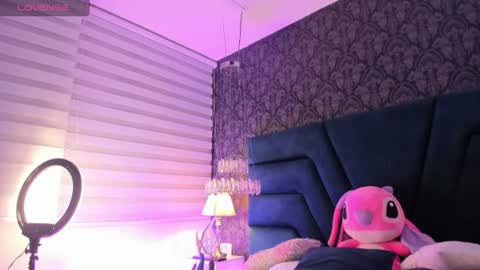Viviana  online show from August 4, 12:05 am
