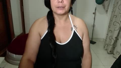 vivian_milf_paint online show from March 7, 2:29 am