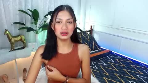 Vivian online show from February 19, 9:47 pm