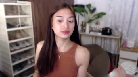 Vivian online show from November 7, 10:47 pm