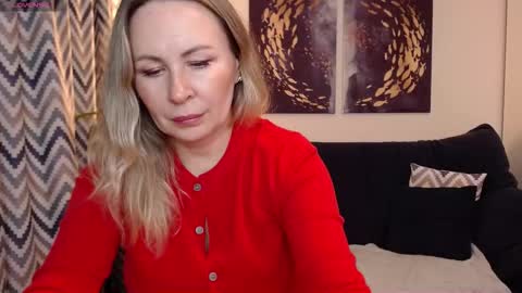 Snapshot of vivian_soul chatting on October 5, 5:51 pm Vivian online show from October 5, 5:51 pm