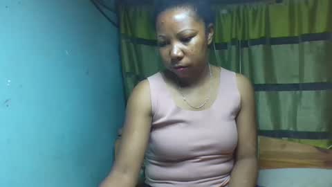 viviane0812 online show from October 22, 8:36 pm