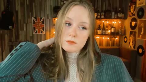 Vivien online show from February 20, 1:08 pm