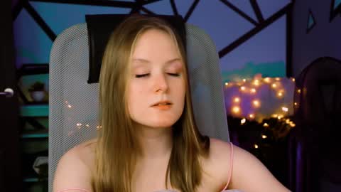 Vivien online show from January 19, 7:15 pm