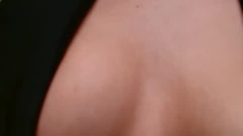 Vivienne online show from April 26, 4:16 pm