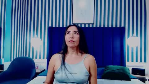 Vivian  online show from October 21, 12:53 pm