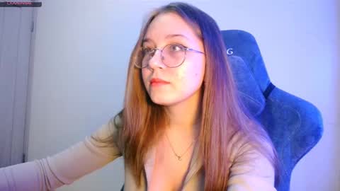 vivivivikkie online show from December 20, 10:25 pm