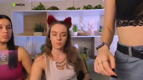 vivy_star online show from October 9, 9:02 am