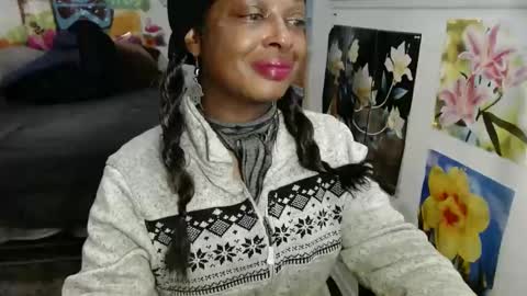 Snapshot of vixenfyre chatting on January 19, 1:43 am Vixen Fyre online show from January 19, 1:43 am