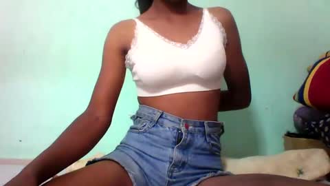 vounialdy online show from January 19, 4:54 am