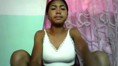 vounialdy online show from February 2, 3:32 am