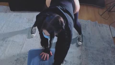 Ada online show from March 27, 8:26 am