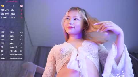  Lina online show from November 2, 5:22 am