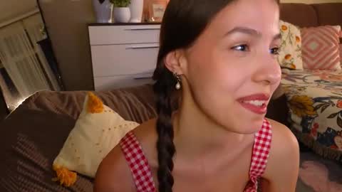Snapshot of wanda_robinson chatting on October 8, 6:45 pm Wendy. Hello Honeys Ill see you 2nd 5th 7th this week love you3 online show from October 8, 6:45 pm