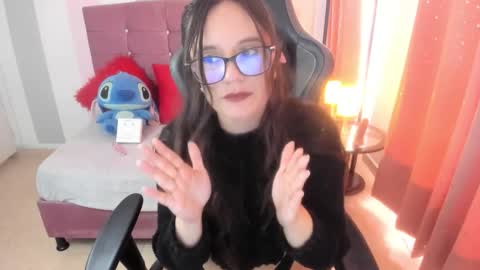 Alexandra online show from March 11, 6:54 pm