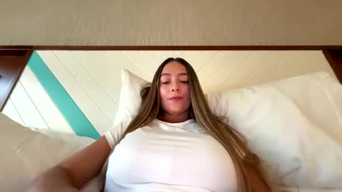 Wanda online show from April 23, 4:09 pm