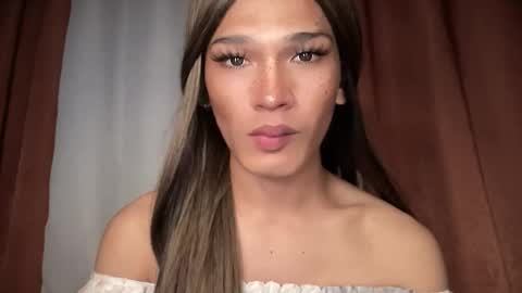 LIZA online show from April 23, 3:36 pm