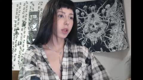 Mina online show from April 18, 8:09 pm