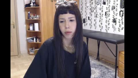 Mina online show from November 22, 9:50 pm