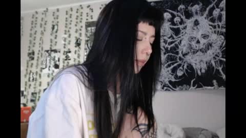 Mina online show from April 24, 7:27 pm