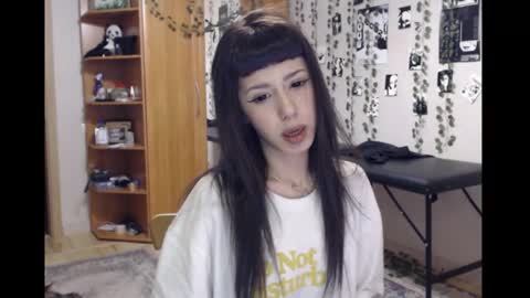 Mina online show from December 22, 4:04 am