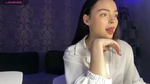 Alice online show from May 26, 7:13 pm