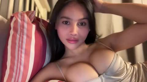 Maggie online show from November 6, 4:35 pm