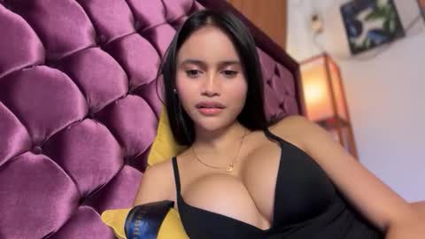 Maggie online show from April 27, 4:59 pm